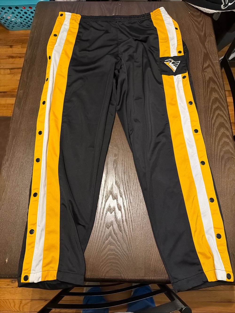 NHL Black Yellow White Side-Stripe Snap Joggers
